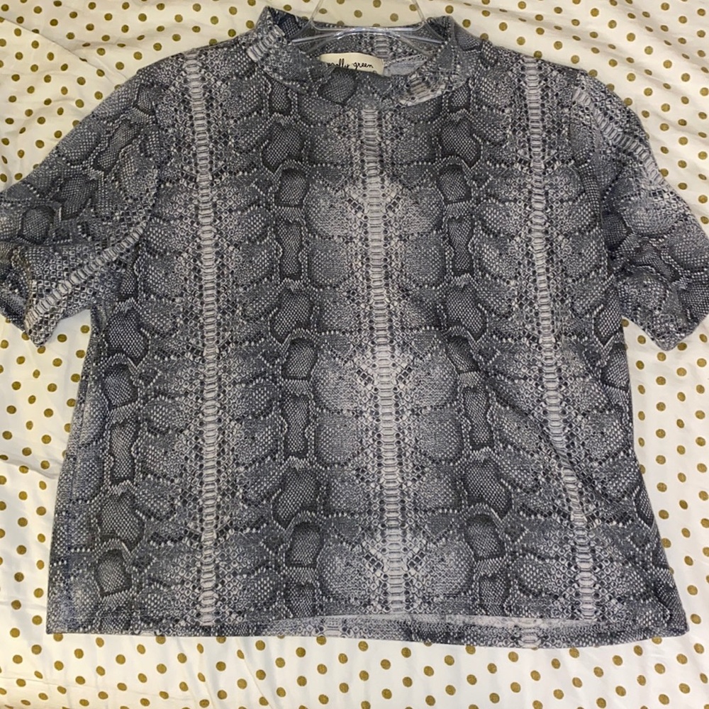 NWOT SNAKESKIN CROP TOP